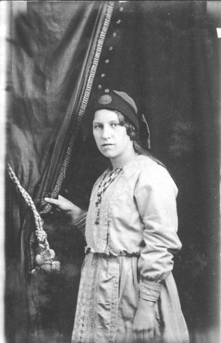 Click to see PIC 6-CHA 167 of Chapman Collection (PIC 6-CHA)