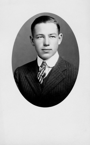 Click to see PIC 6-CHA 212 of Chapman Collection (PIC 6-CHA)