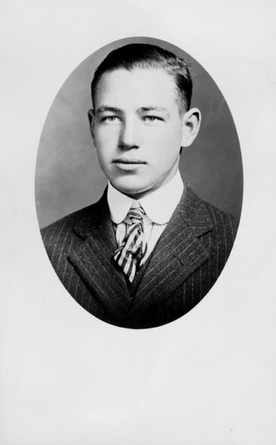 Click to see PIC 6-CHA 213 of Chapman Collection (PIC 6-CHA)