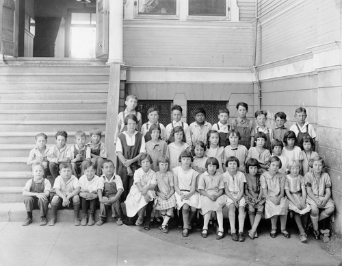 Click to see PIC 6-CHA 222 of Chapman Collection (PIC 6-CHA)