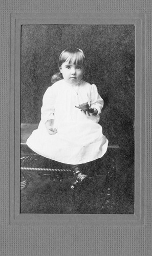 Click to see PIC 6-CHA 251 of Chapman Collection (PIC 6-CHA)
