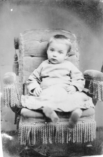 Click to see PIC 6-CHA 262 of Chapman Collection (PIC 6-CHA)