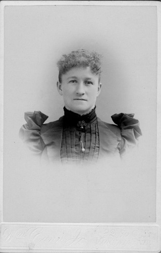 Click to see PIC 6-CHA 423 of Chapman Collection (PIC 6-CHA)