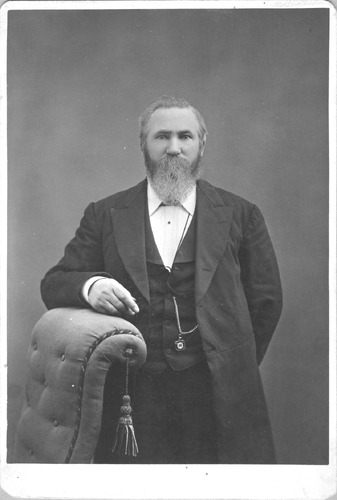 Click to see PIC 6-CHA 424 of Chapman Collection (PIC 6-CHA)