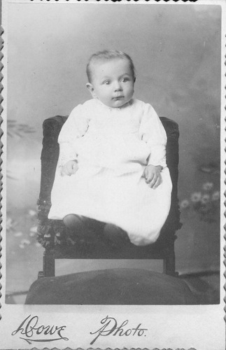 Click to see PIC 6-CHA 517 & 517B of Chapman Collection (PIC 6-CHA)