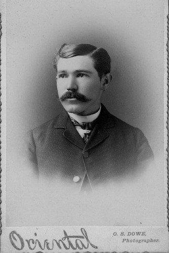 Click to see PIC 6-CHA 528 & 528B of Chapman Collection (PIC 6-CHA)