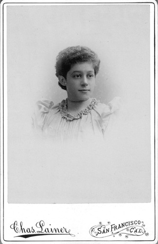 Click to see PIC 6-CHA 547 & 547B of Chapman Collection (PIC 6-CHA)