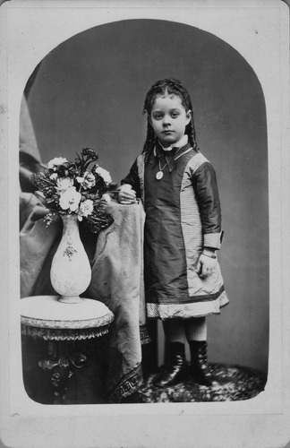 Click to see PIC 6-CHA 561 & 561B of Chapman Collection (PIC 6-CHA)