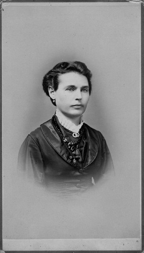 Click to see PIC 6-CHA 587 & 587B of Chapman Collection (PIC 6-CHA)
