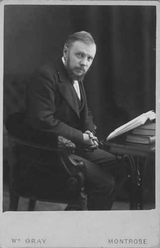 Click to see PIC 6-CHA 614 & 614B of Chapman Collection (PIC 6-CHA)