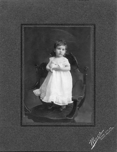 Click to see PIC 6-CHA 628 A&B of Chapman Collection (PIC 6-CHA)