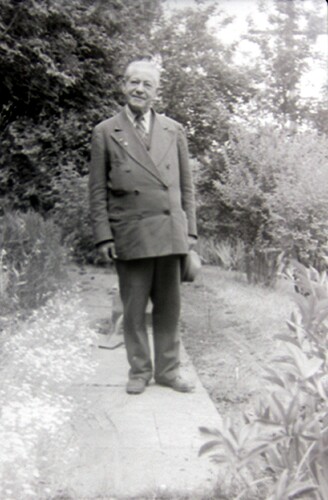 Click to see PIC 6-CHA-NEG 6 of Chapman Collection (PIC 6-CHA)