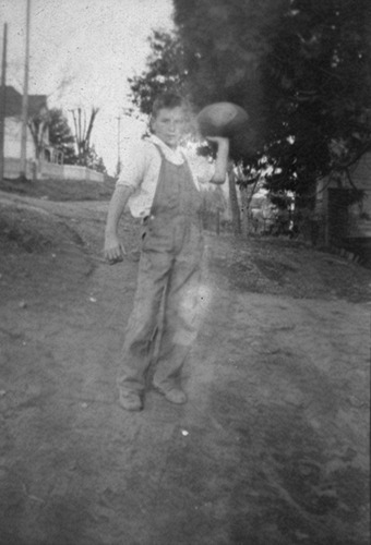 Click to see PIC 6-CHA-NEG 32 of Chapman Collection (PIC 6-CHA)