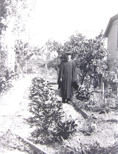 Click to see PIC 6-CHA-NEG 103 of Chapman Collection (PIC 6-CHA)