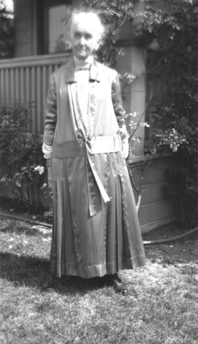 Click to see PIC 6-CHA-NEG 105 of Chapman Collection (PIC 6-CHA)