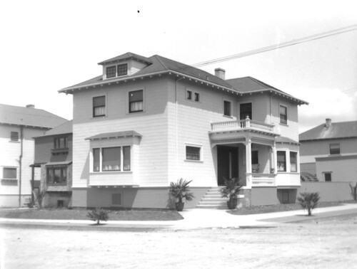 Click to see PIC 6-CHA-NEG 112 of Chapman Collection (PIC 6-CHA)