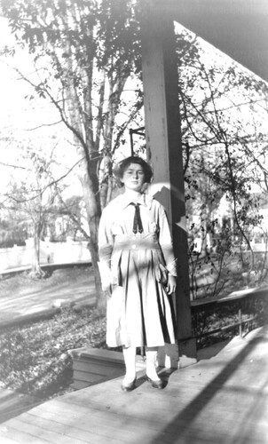 Click to see PIC 6-CHA-NEG 128 of Chapman Collection (PIC 6-CHA)
