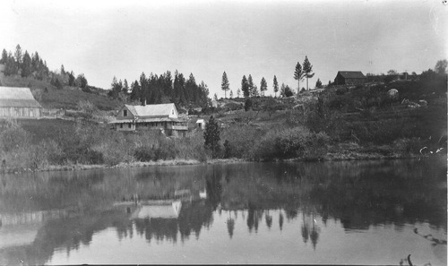 Click to see PIC 6-CHE 33 of Ruth Chesney Collection (PIC 6-CHE)