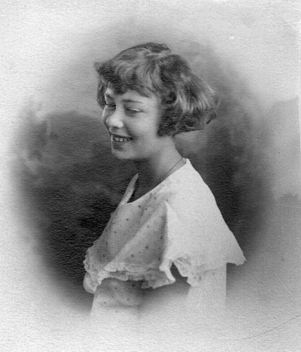 Click to see PIC 6-CHE 56 of Ruth Chesney Collection (PIC 6-CHE)