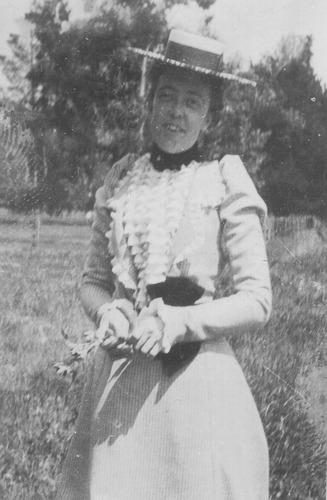 Click to see PIC 6-CHE 81 of Ruth Chesney Collection (PIC 6-CHE)