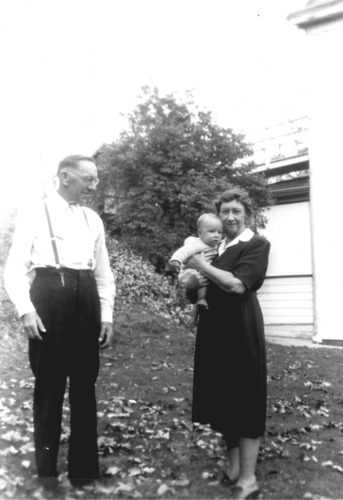 Click to see PIC 6-COO 10 of Cooley Family Collection (PIC 6-COO)