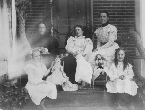 Click to see PIC 6-CRAIG 84 of Craig Family Album (PIC 6-CRAIG)