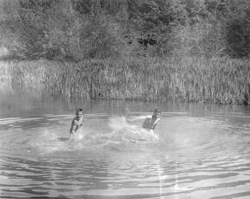 Click to see PIC 6-CRAIG 110 of Craig Family Album (PIC 6-CRAIG)