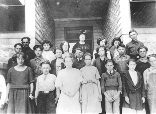 Click to see PIC 6-GEA 3 of Gearhart Family (PIC 6-GEA)