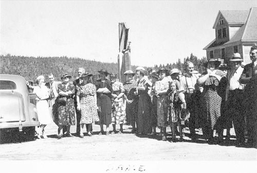 Click to see PIC 6-HM 142 of Hobart Mills (PIC 6-HM)