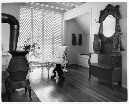 Click to see PIC 6-INT 3 of Unidentified Interiors (PIC 6-INT)