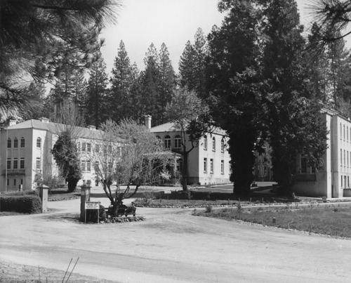 Click to see PIC 6-LIT 28 of Litton Family Album (PIC 6-LIT)