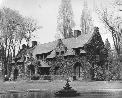 Click to see PIC 6-LIT 44 of Litton Family Album (PIC 6-LIT)