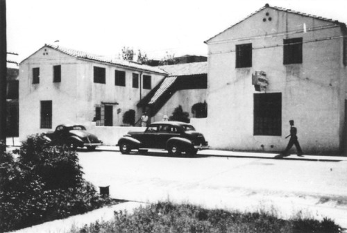 Click to see PIC 6-MAH 44 of Mahaffey Family album (PIC 6-MAH)