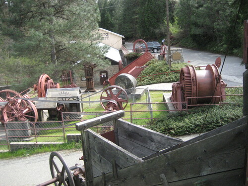 Click to see PIC 6-MNG.MUS. DISPLAY 3 of From the Mining Museum (PIC 6-MNG.MUS.)