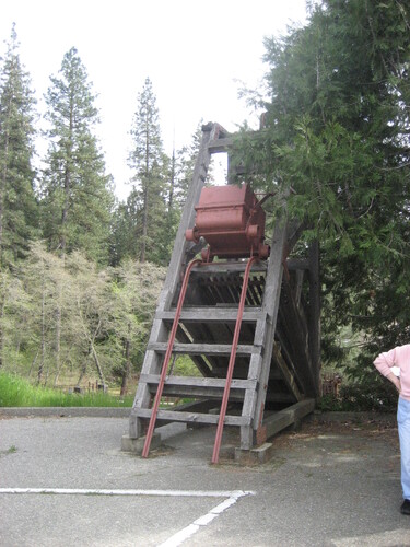 Click to see PIC 6-MNG.MUS. DISPLAY 4 of From the Mining Museum (PIC 6-MNG.MUS.)
