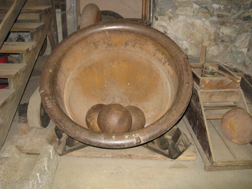 Click to see PIC 6-MNG.MUS. DISPLAY 25 of From the Mining Museum (PIC 6-MNG.MUS.)