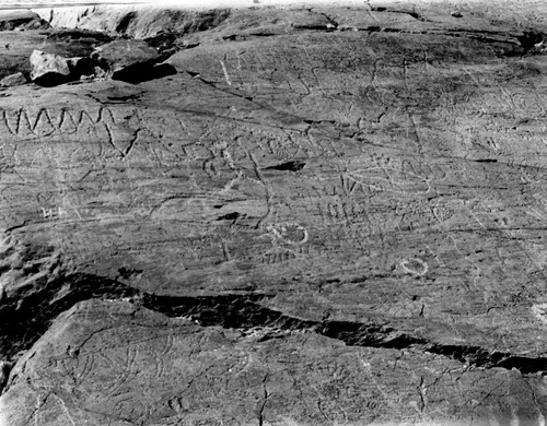 Click to see PIC 6-PET 3 of Petroglyphs (PIC 6-PET)