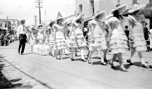 Click to see PIC 6-RUCK 76 of Edna Ruck photo Collection (PIC 6-RUCK)