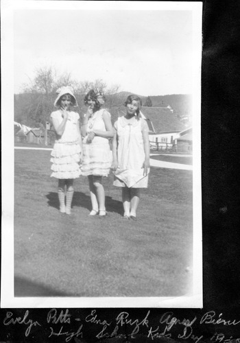 Click to see PIC 6-RUCK 216 of Edna Ruck photo Collection (PIC 6-RUCK)