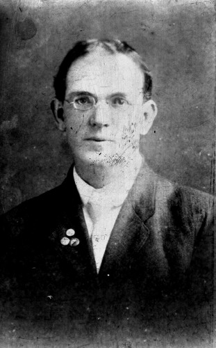 Click to see PIC 6 W-T-P 44 of Wasley/Temby/Phillips families (PIC 6-W-T-P)
