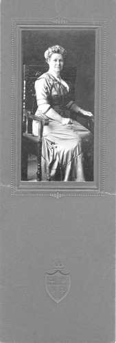 Click to see PIC 6-WOM 13 of Unidentified women (PIC 6-WOM)