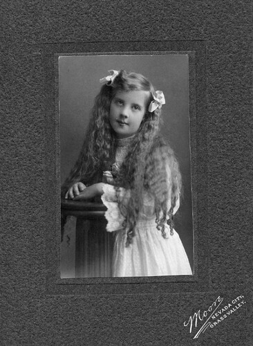 Click to see POR 2-E 73 of Portraits (POR 2)