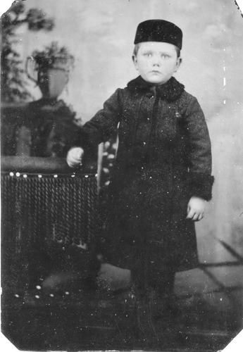 Click to see POR 2-E 190 of Portraits (POR 2)