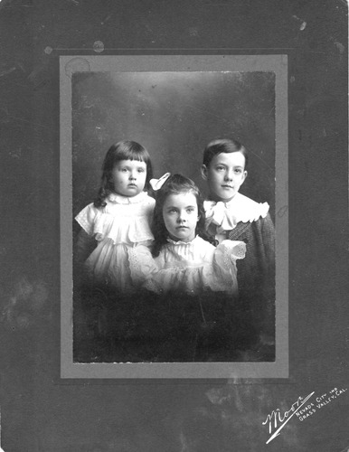 Click to see POR 3-B 35 of Portraits (POR 3)