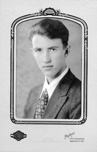 Click to see POR 3-B 185 of Portraits (POR 3)