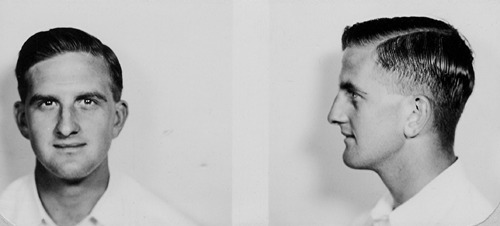 Click to see POR 3-C 382 of Portraits (POR 3)