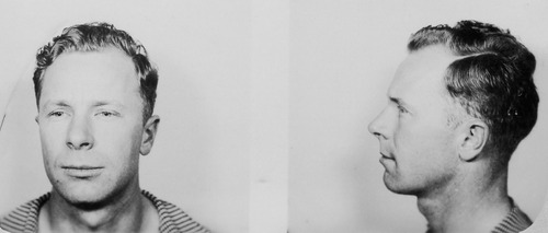 Click to see POR 3-C 1032 of Portraits (POR 3)