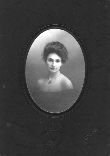 Click to see POR 4-B 5 of Portraits (POR 4)