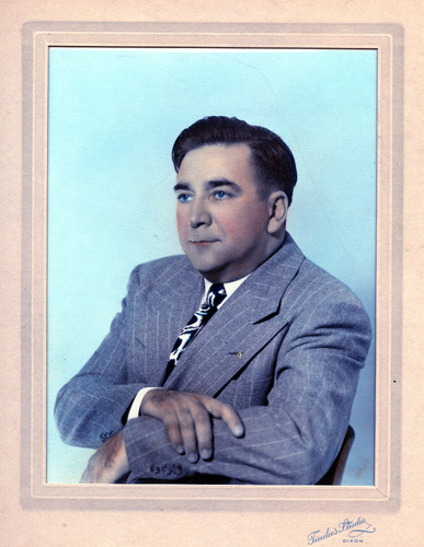 Click to see POR 4-D 38 of Portraits (POR 4)