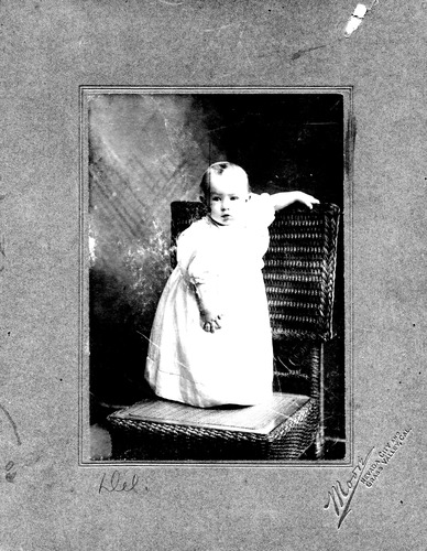 Click to see POR 4-D 103 of Portraits (POR 4)